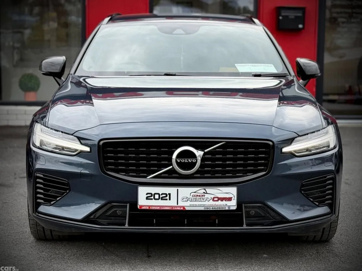 Volvo V60 Estate, Petrol Hybrid, 2021, Blue