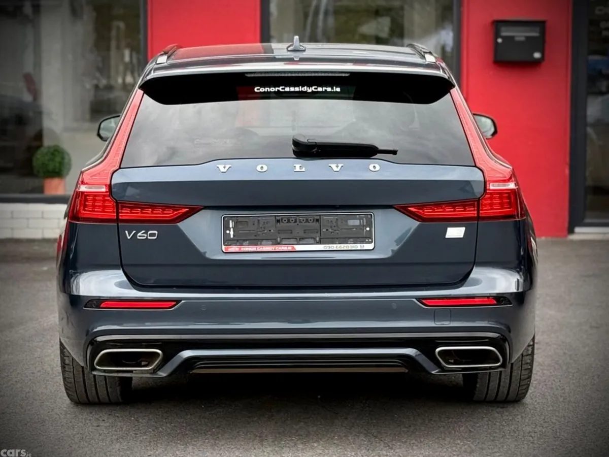 Volvo V60 Estate, Petrol Hybrid, 2021, Blue
