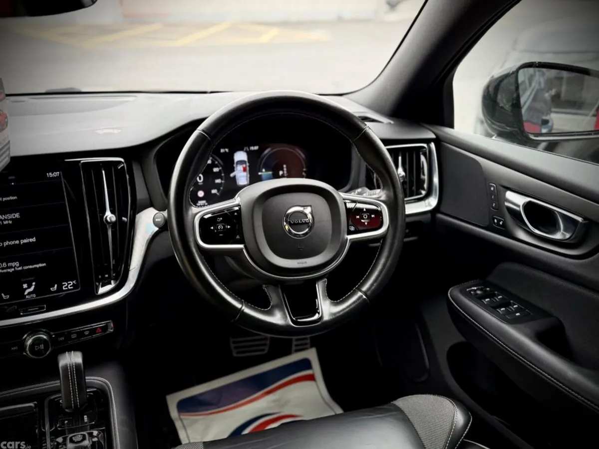 Volvo V60 Estate, Petrol Hybrid, 2021, Blue