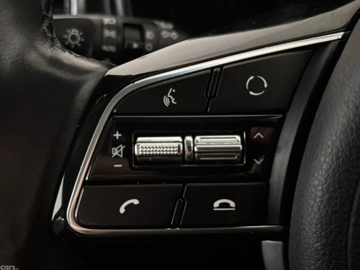 Kia Sportage MPV, Diesel Hybrid, 2021, Black