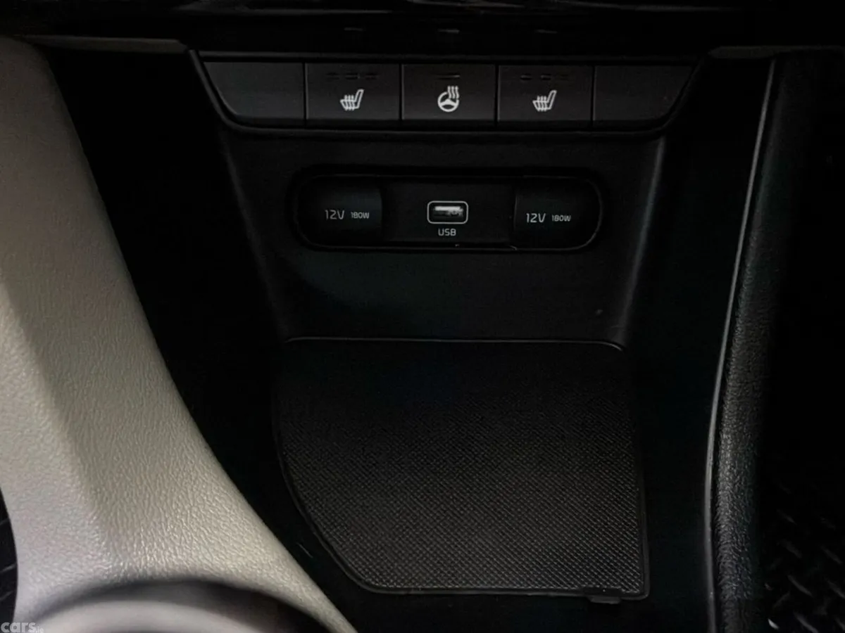 Kia Sportage MPV, Diesel Hybrid, 2021, Black