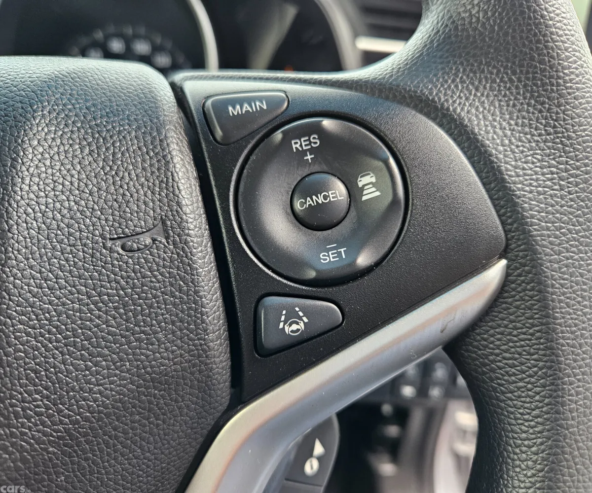 Honda Fit Hatchback, Petrol Hybrid, 2019, Silver