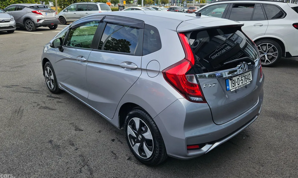 Honda Fit Hatchback, Petrol Hybrid, 2019, Silver