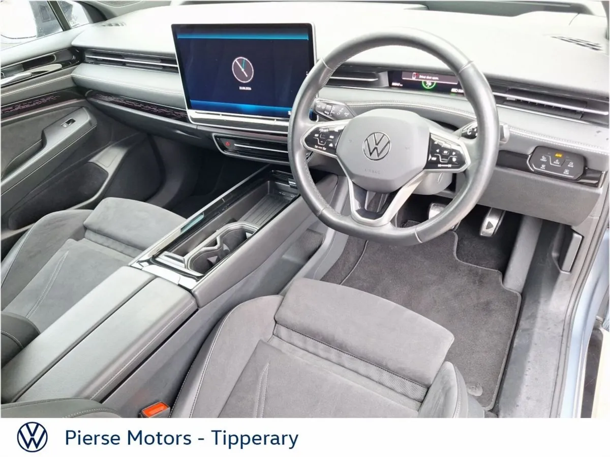 Volkswagen ID.7 Hatchback, Electric, 2025, Blue