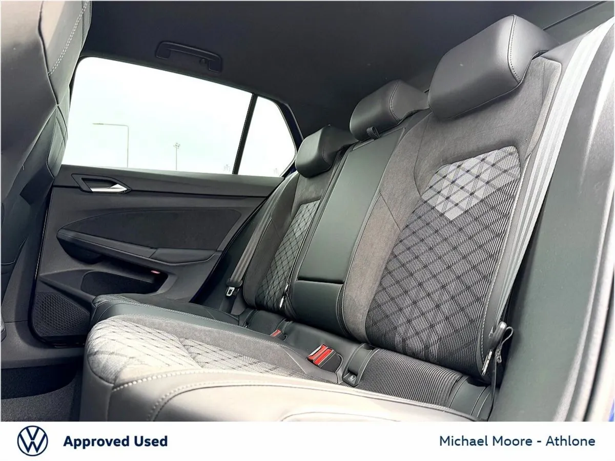 Volkswagen Golf Hatchback, Diesel, 2026, Blue