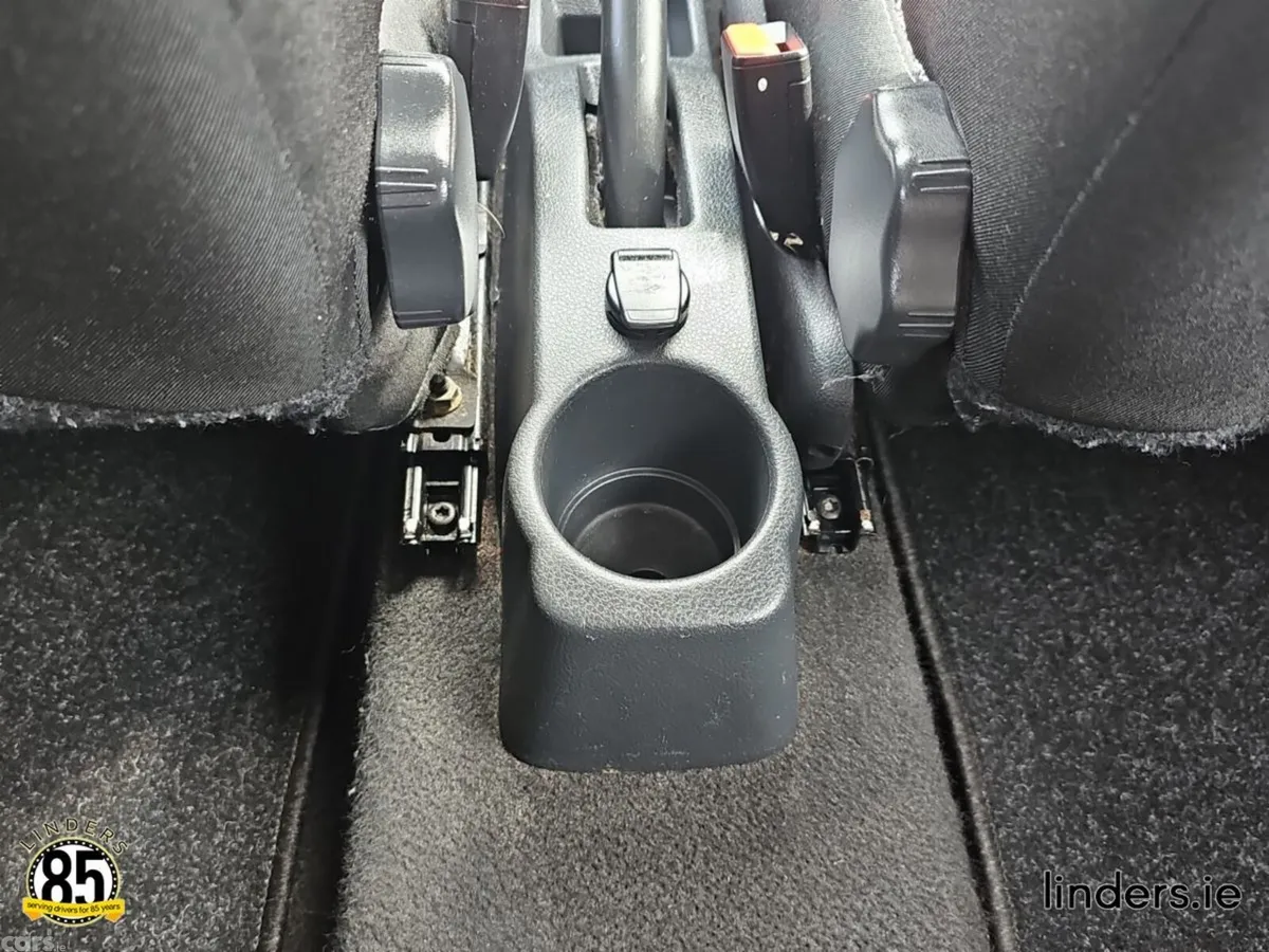 Dacia Sandero Stepway Hatchback, Diesel, 2021, Blue