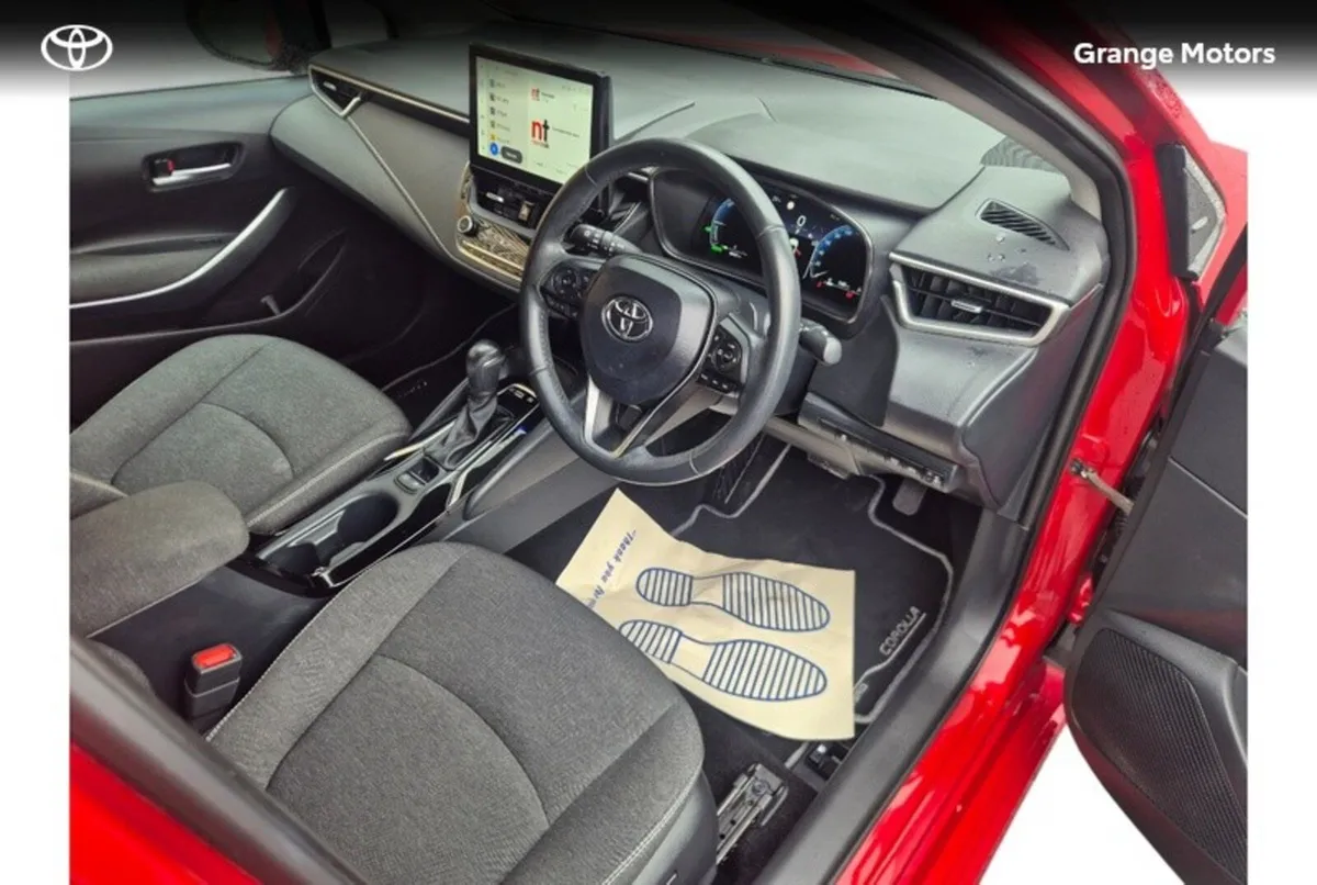 Toyota Corolla Saloon, Petrol Hybrid, 2023, Red