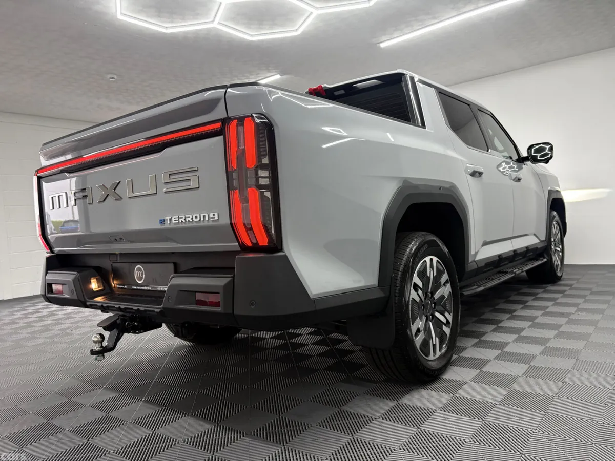 Maxus Other Pick Up, Electric, 2027, Grey