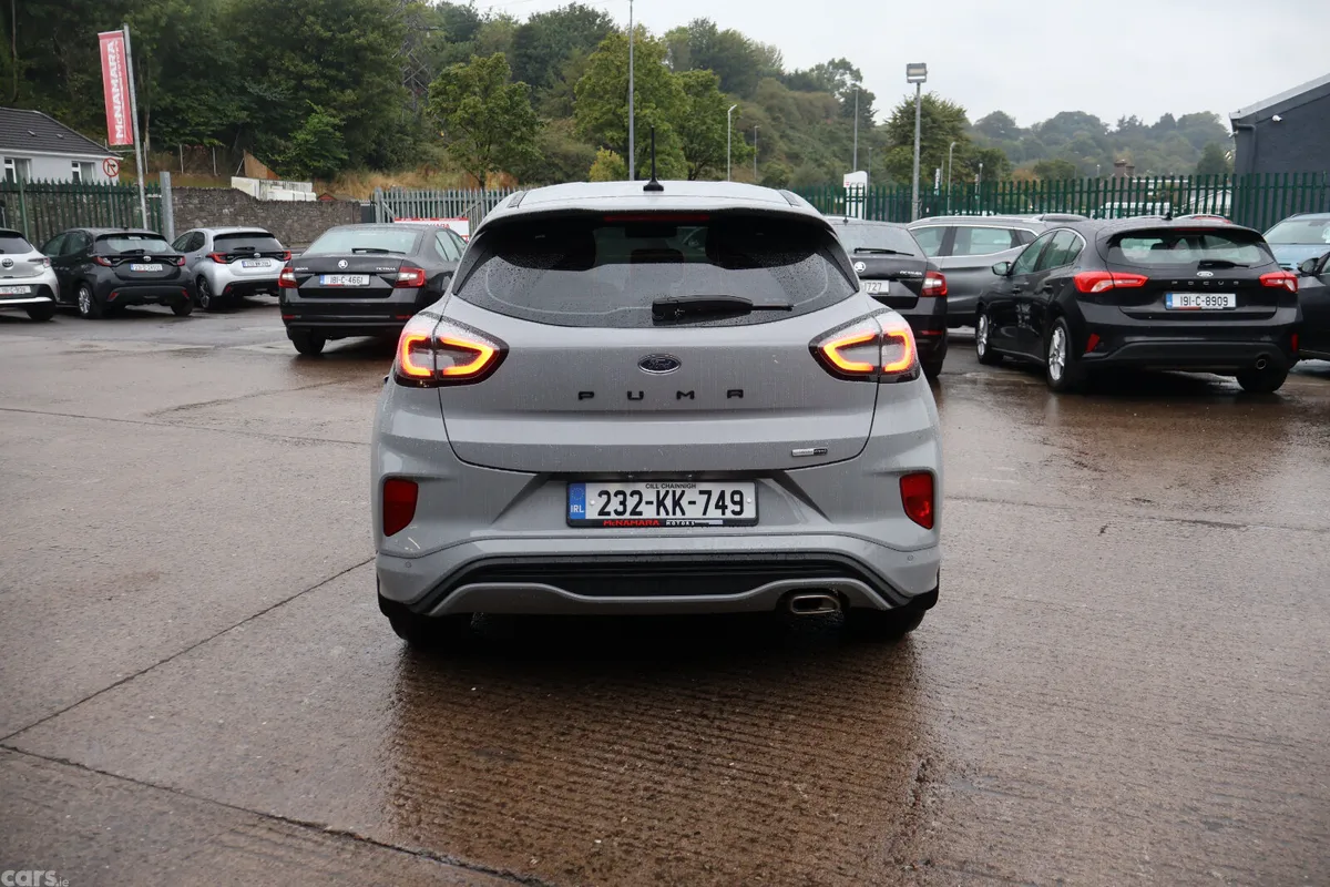 Ford Puma Hatchback, Petrol Hybrid, 2023, Grey