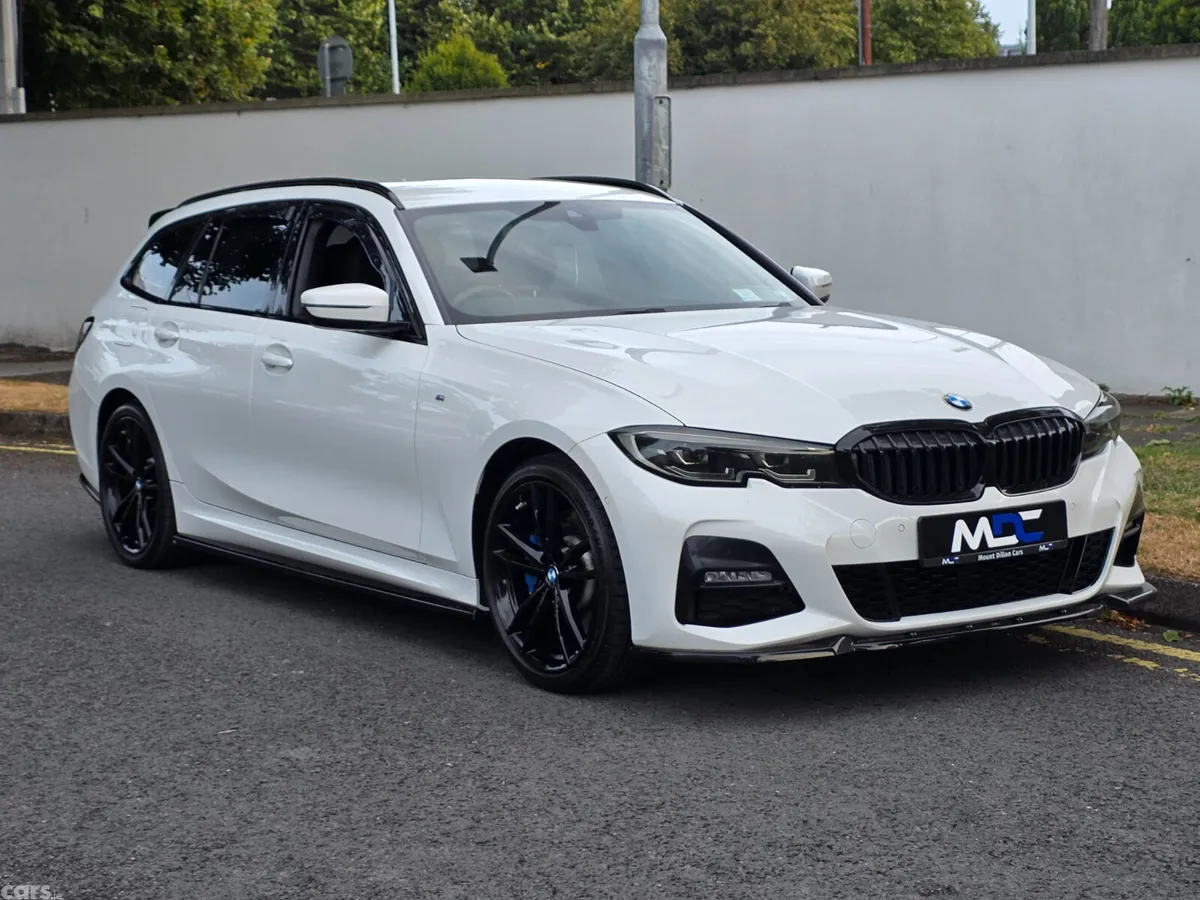 BMW 3-Series Estate, Petrol Plug-in Hybrid, 2021, White