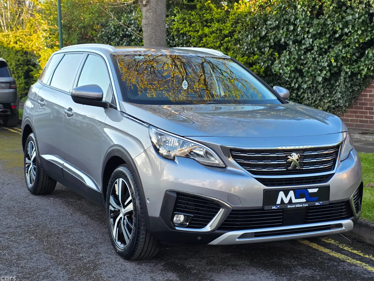 Peugeot 5008 MPV, Diesel, 2020, Grey