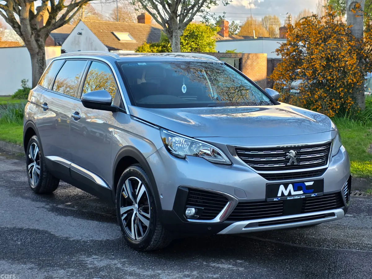Peugeot 5008 MPV, Diesel, 2020, Grey