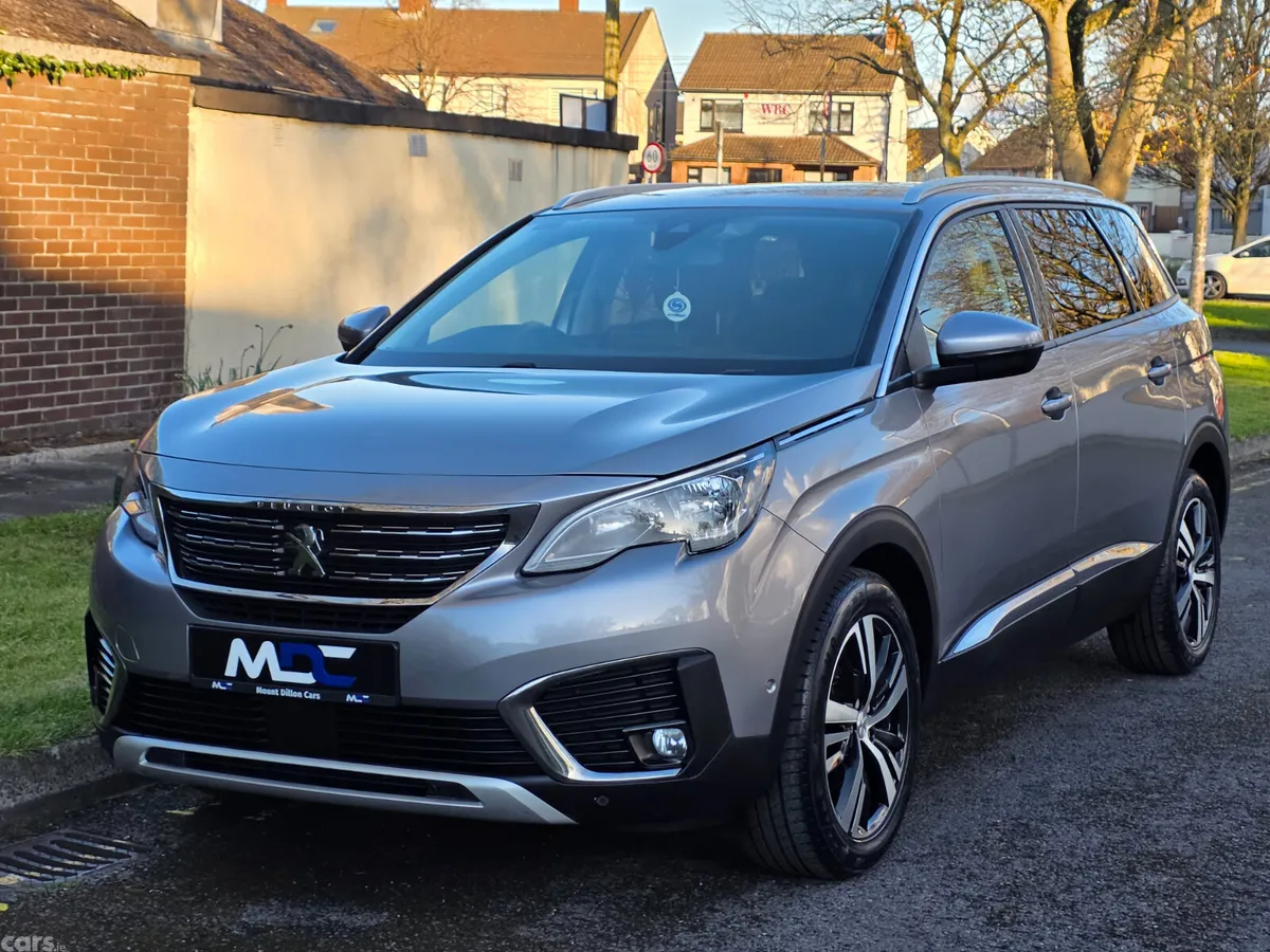 Peugeot 5008 MPV, Diesel, 2020, Grey