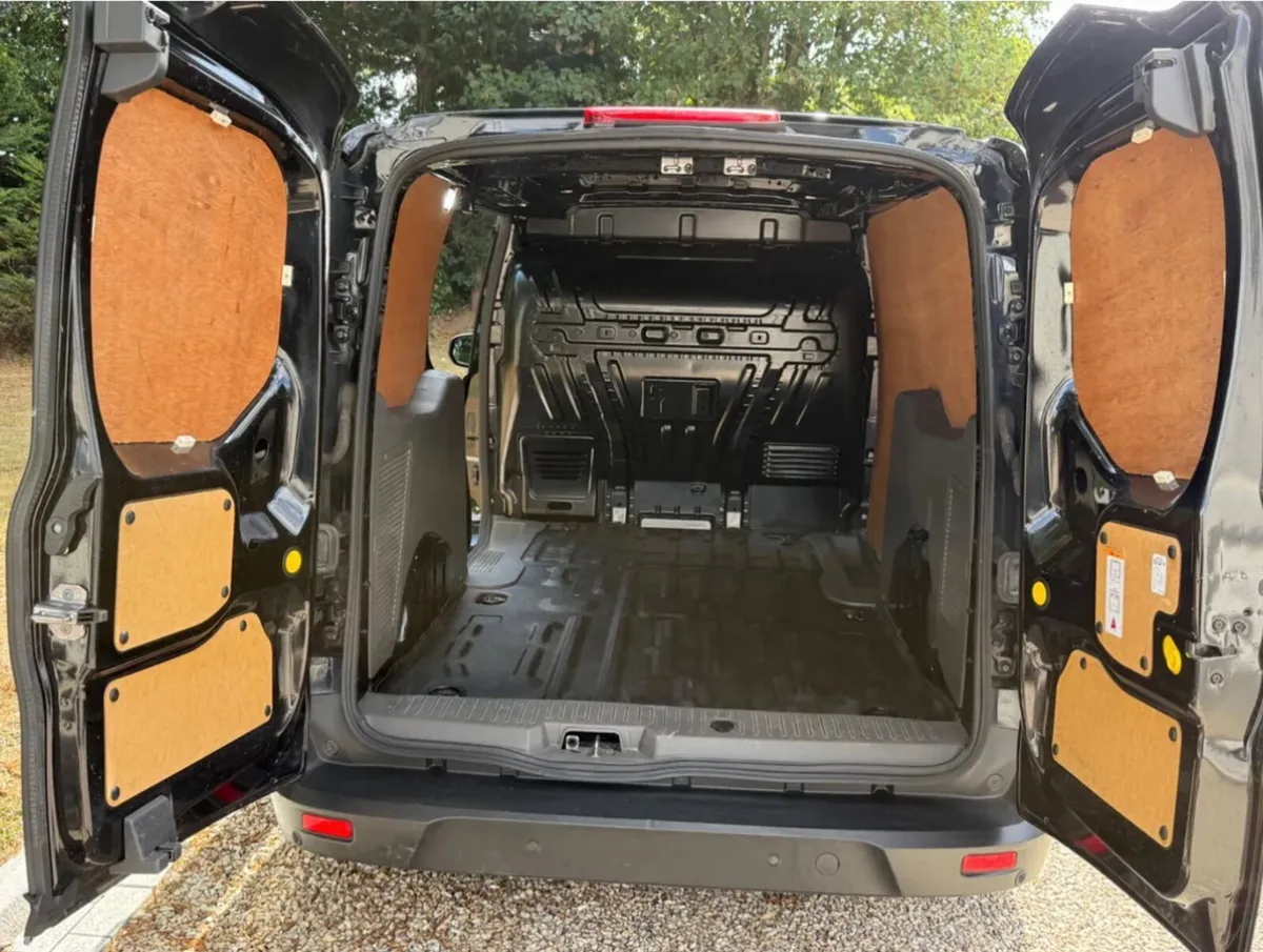 Ford Transit Connect Van, Diesel, 2022, Black