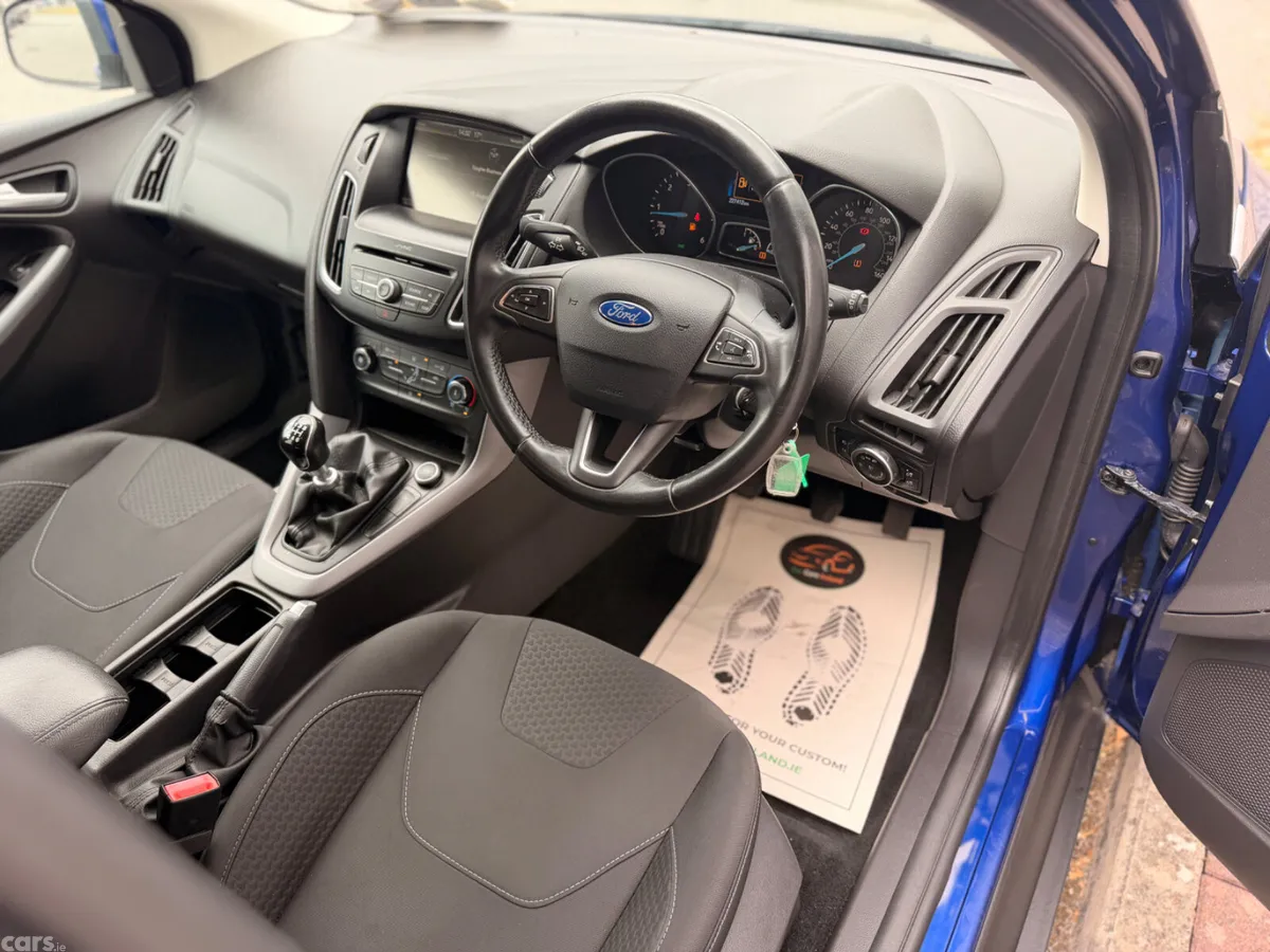 Ford Focus Hatchback, Diesel, 2016, Blue