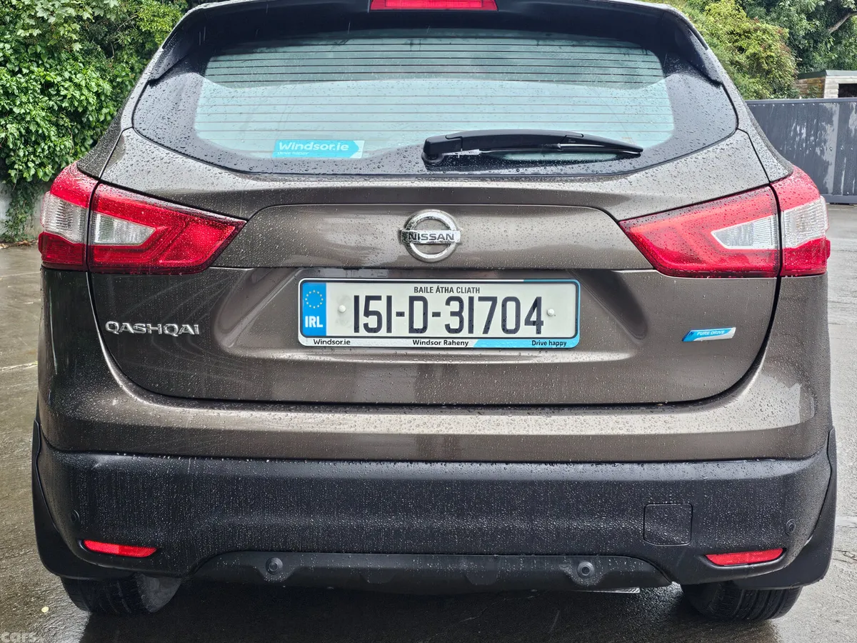 Nissan Qashqai Hatchback, Diesel, 2015, Brown
