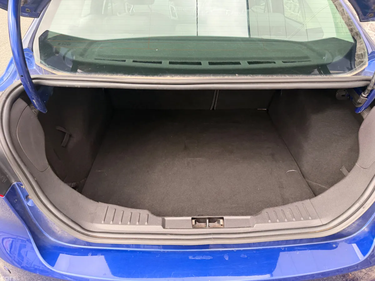 Ford Focus Saloon, Diesel, 2014, Blue