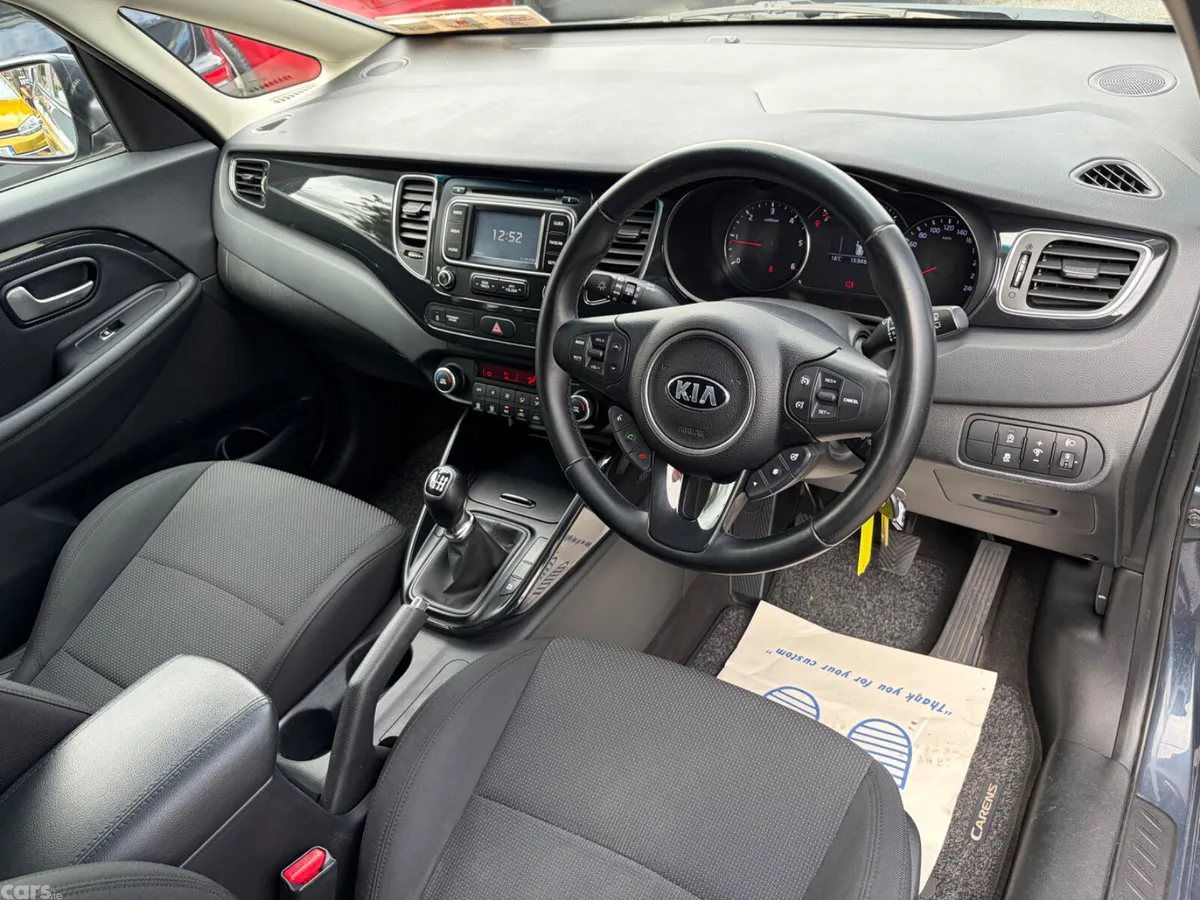 Kia Carens MPV, Diesel, 2016, Blue
