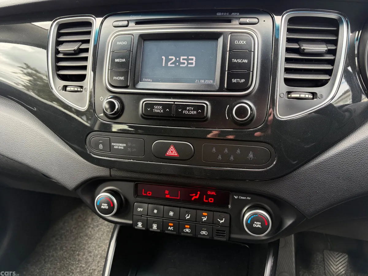 Kia Carens MPV, Diesel, 2016, Blue