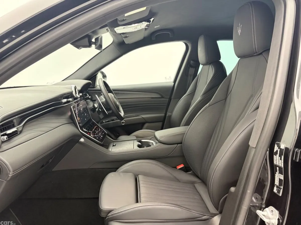 Maserati Other Estate, Electric, 2025, Black