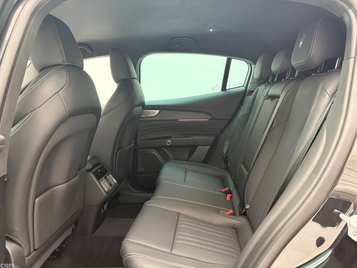 Maserati Other Estate, Electric, 2025, Black
