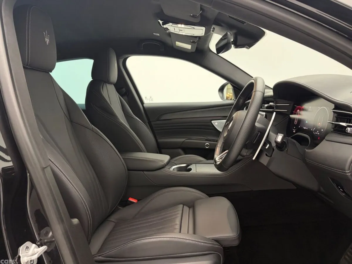 Maserati Other Estate, Electric, 2025, Black