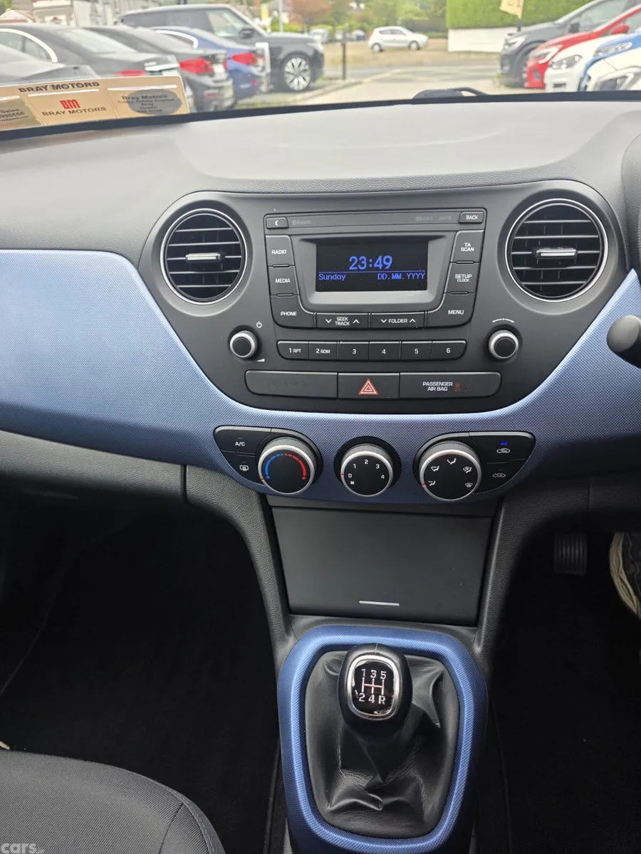 Hyundai i10 Hatchback, Petrol, 2019, Grey