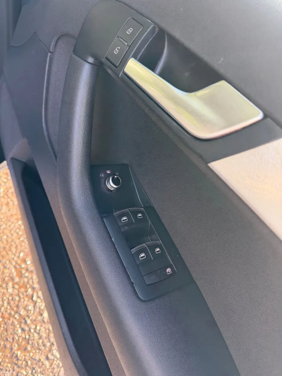 Audi A3 Hatchback, Diesel, 2012, Grey
