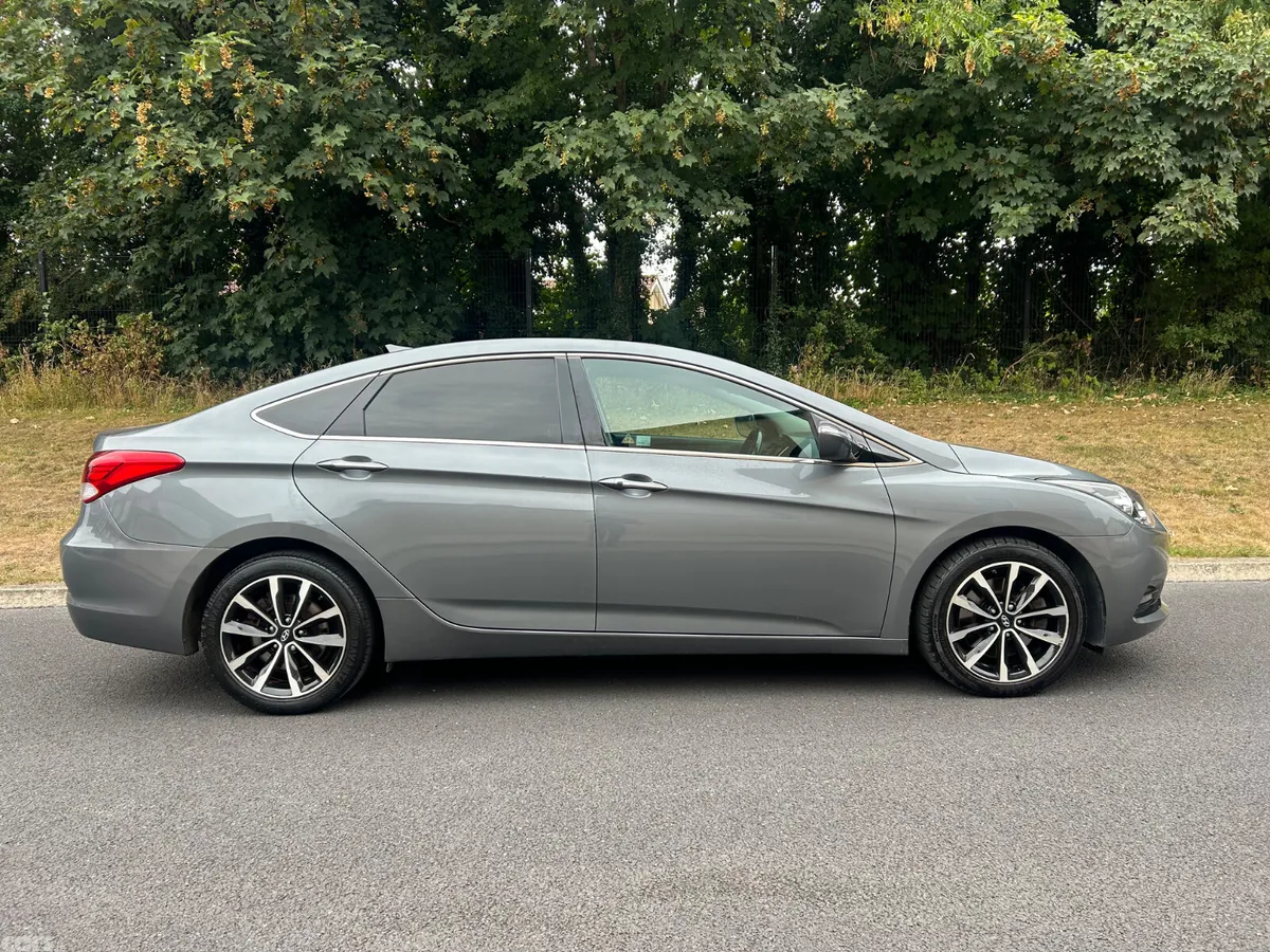 Hyundai i40 Saloon, Diesel, 2018, Silver