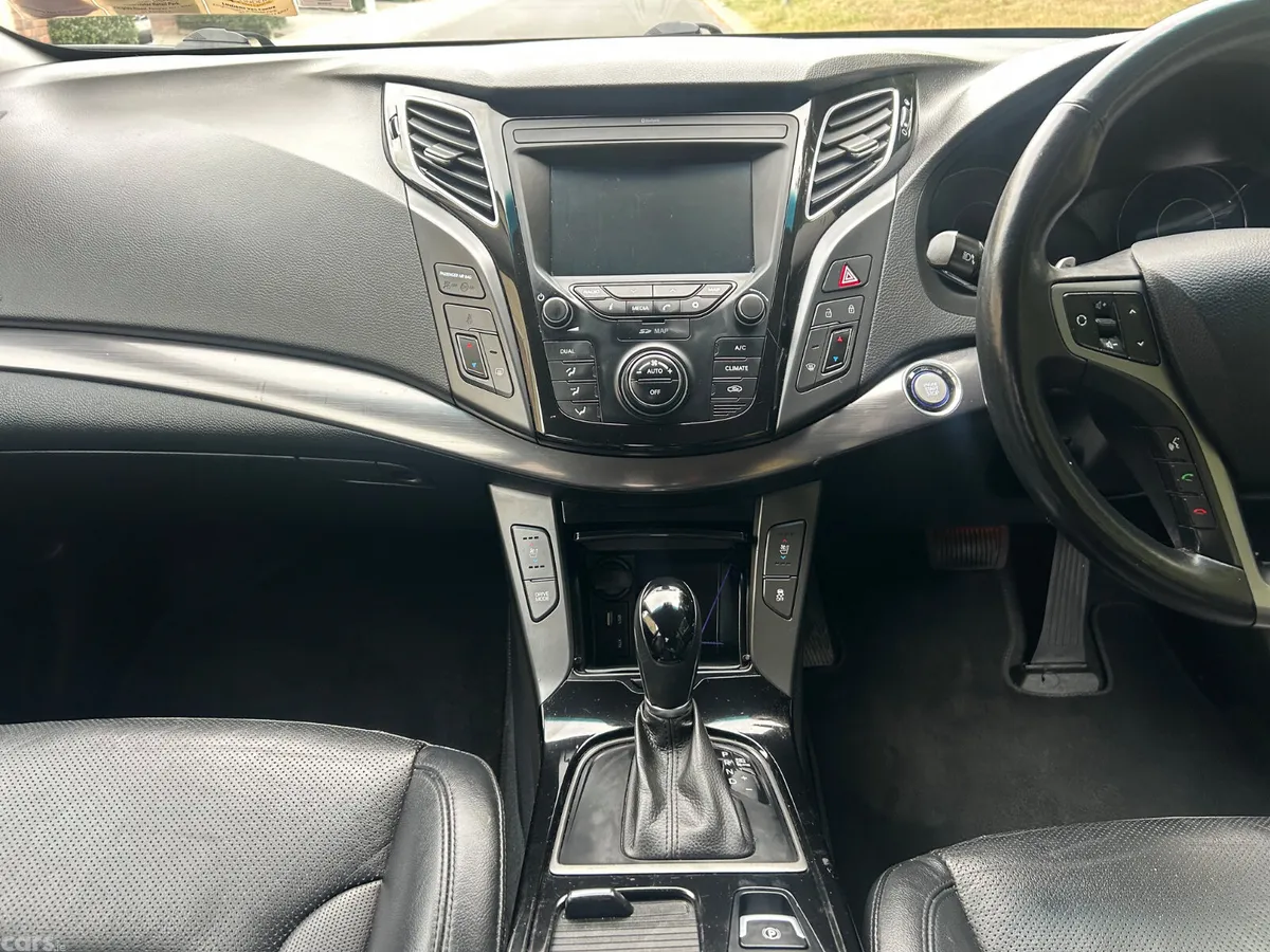 Hyundai i40 Saloon, Diesel, 2018, Silver