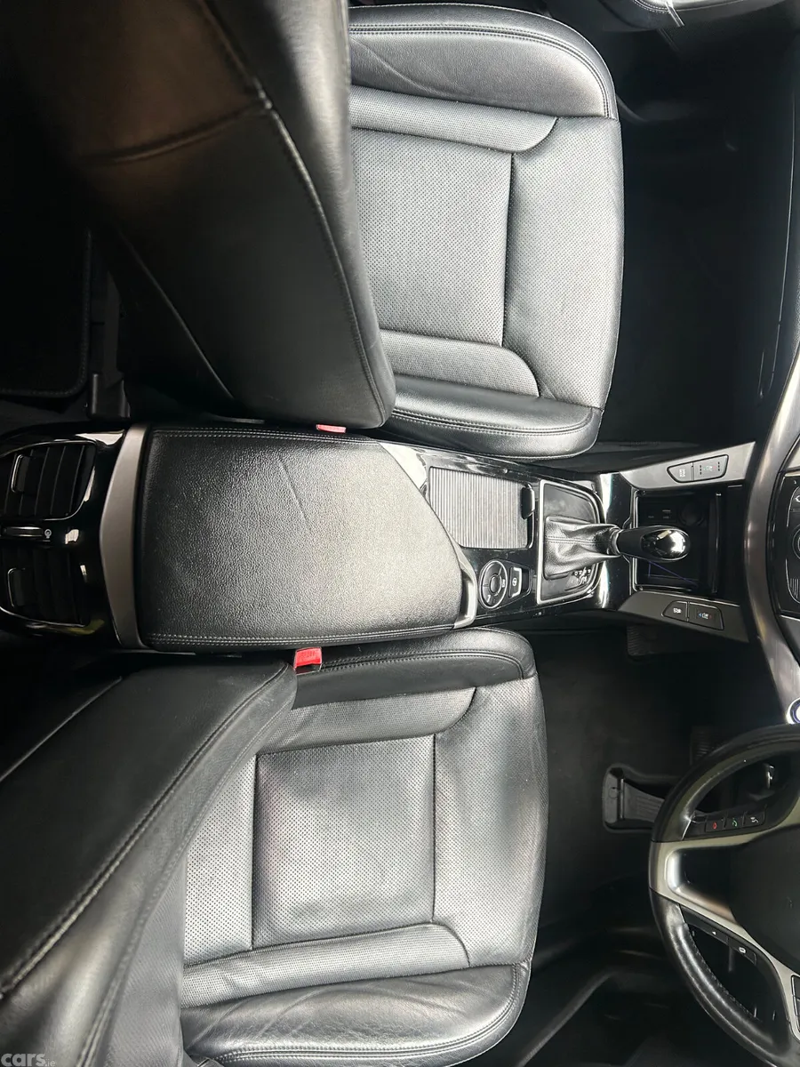 Hyundai i40 Saloon, Diesel, 2018, Silver