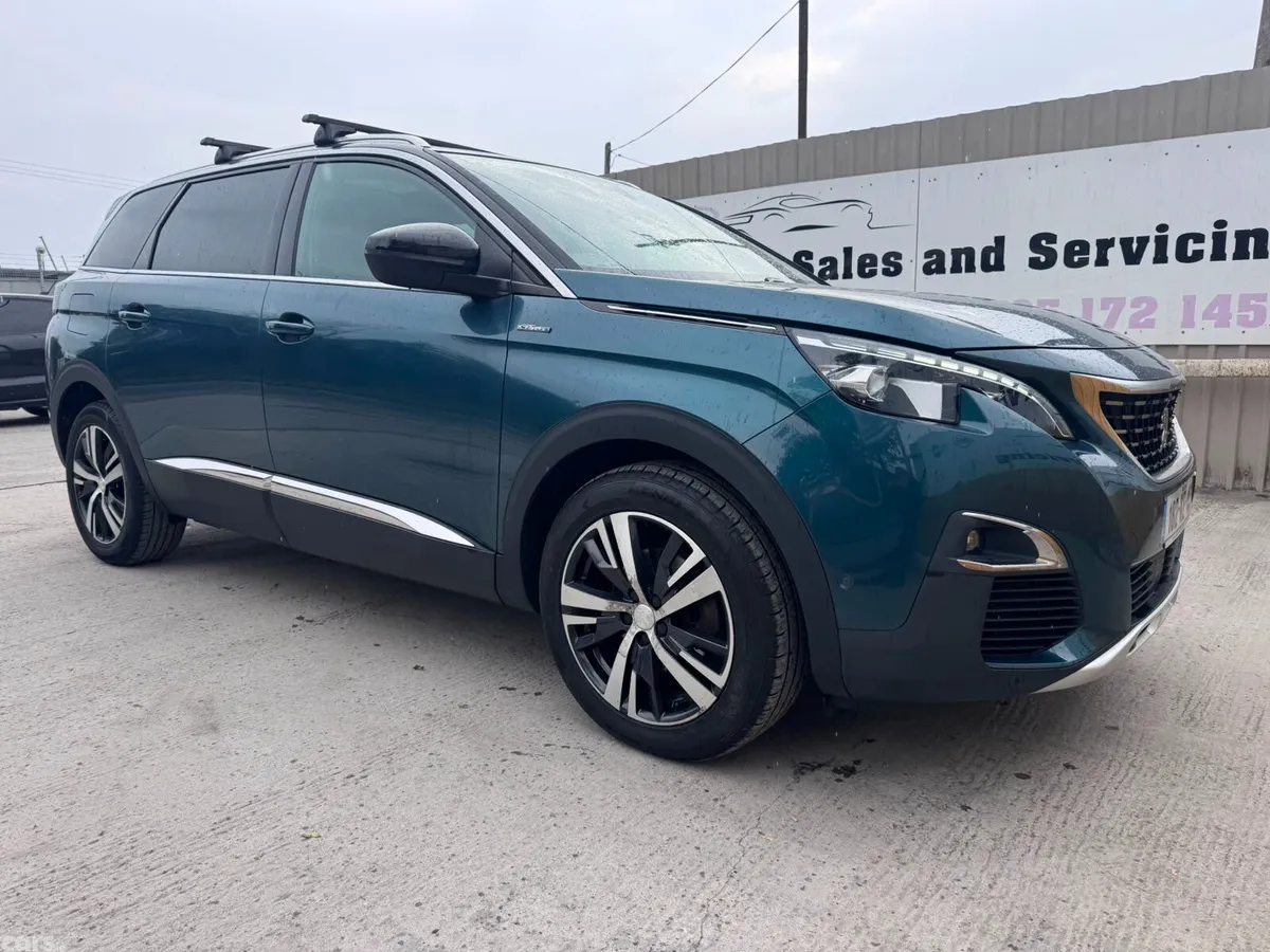Peugeot 5008 MPV, Petrol, 2018, Green