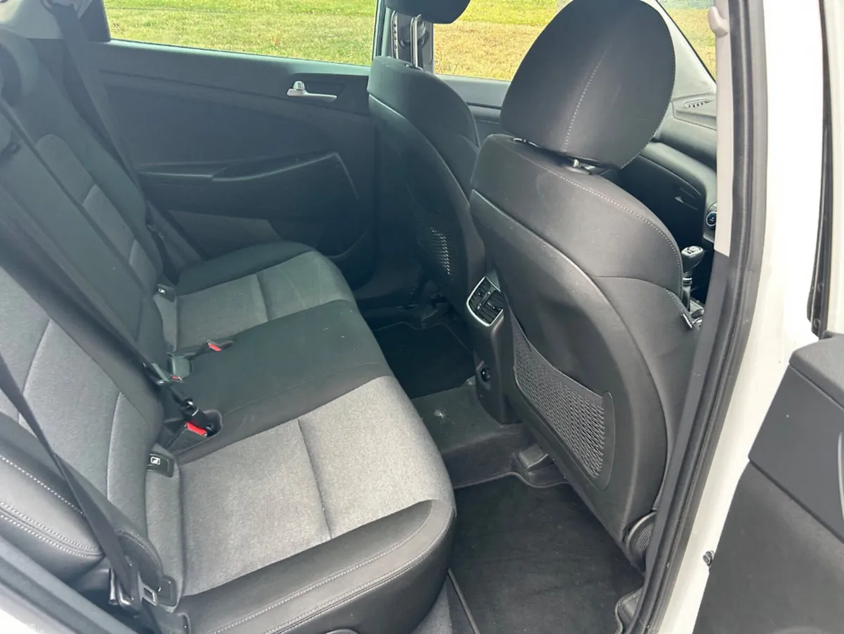 Hyundai Tucson MPV, Diesel, 2020, White