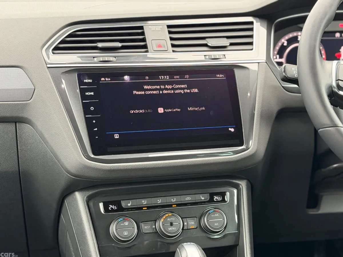 Volkswagen Tiguan SUV, Diesel, 2018, White