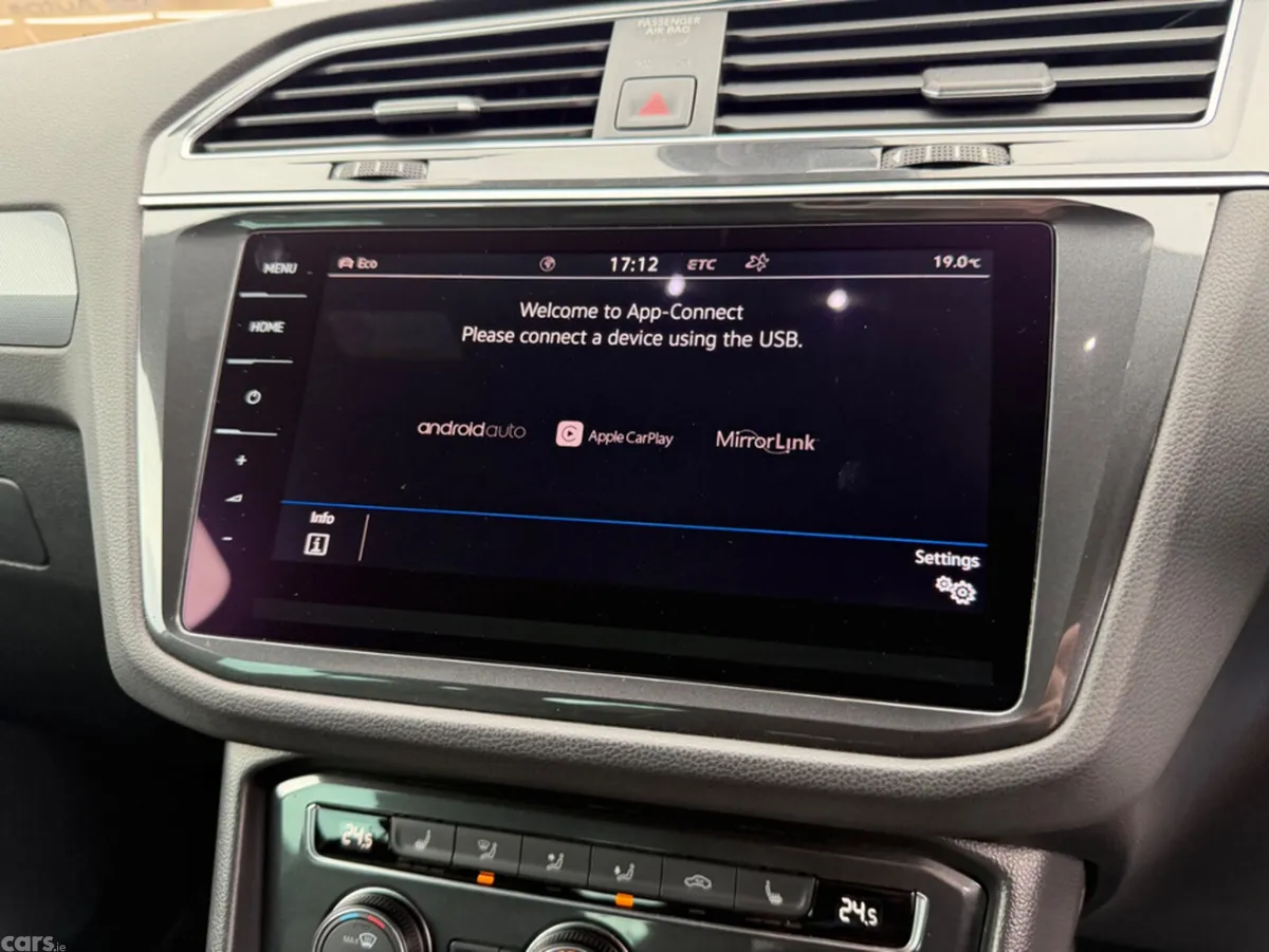 Volkswagen Tiguan SUV, Diesel, 2018, White