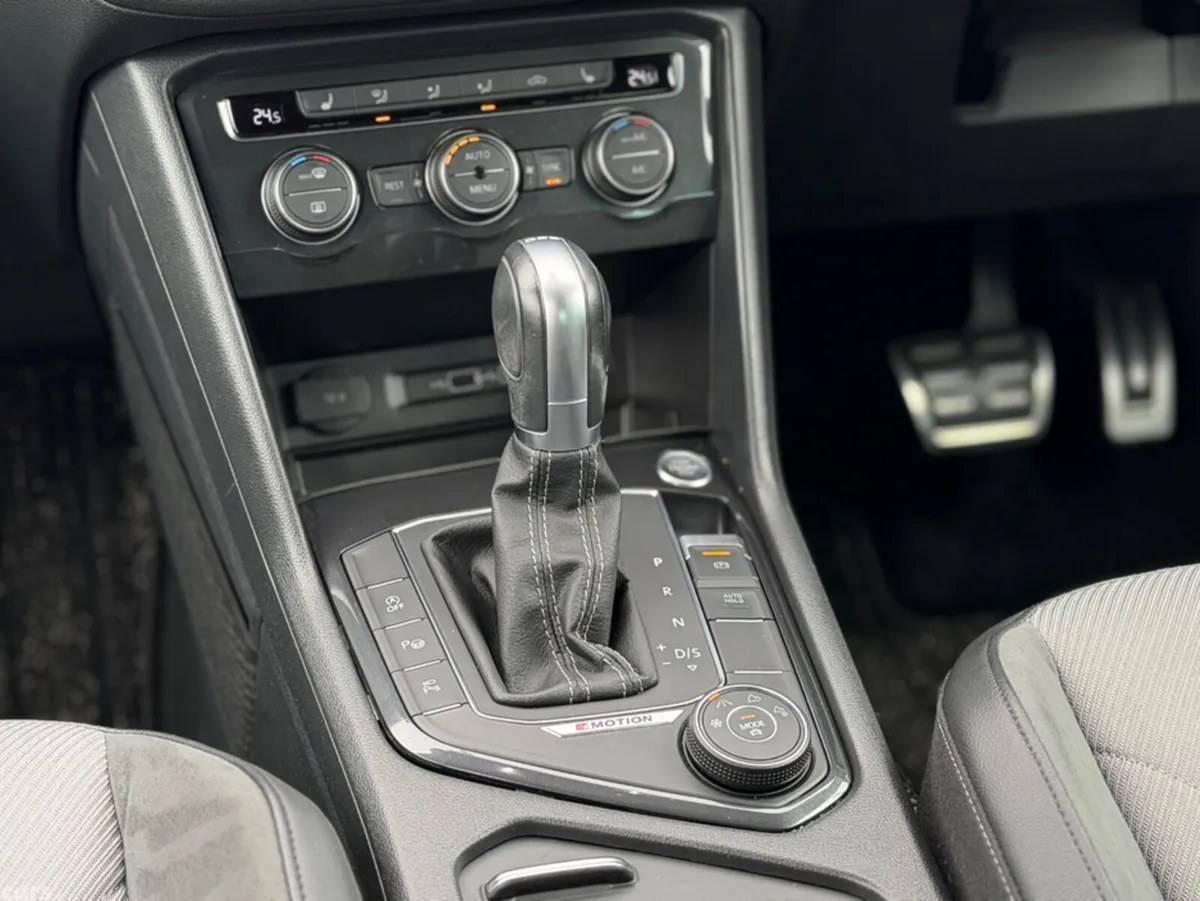 Volkswagen Tiguan SUV, Diesel, 2018, White