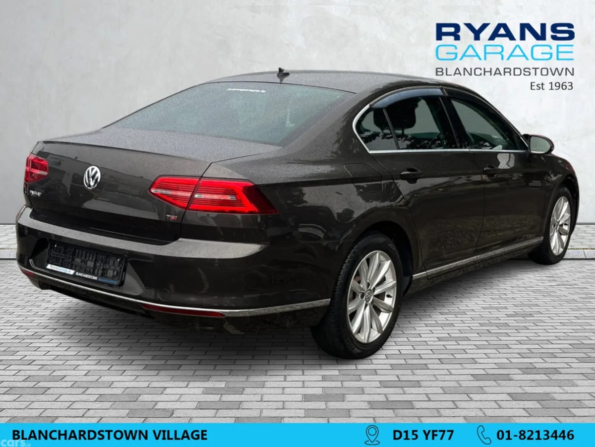 Volkswagen Passat Saloon, Petrol, 2018, Brown