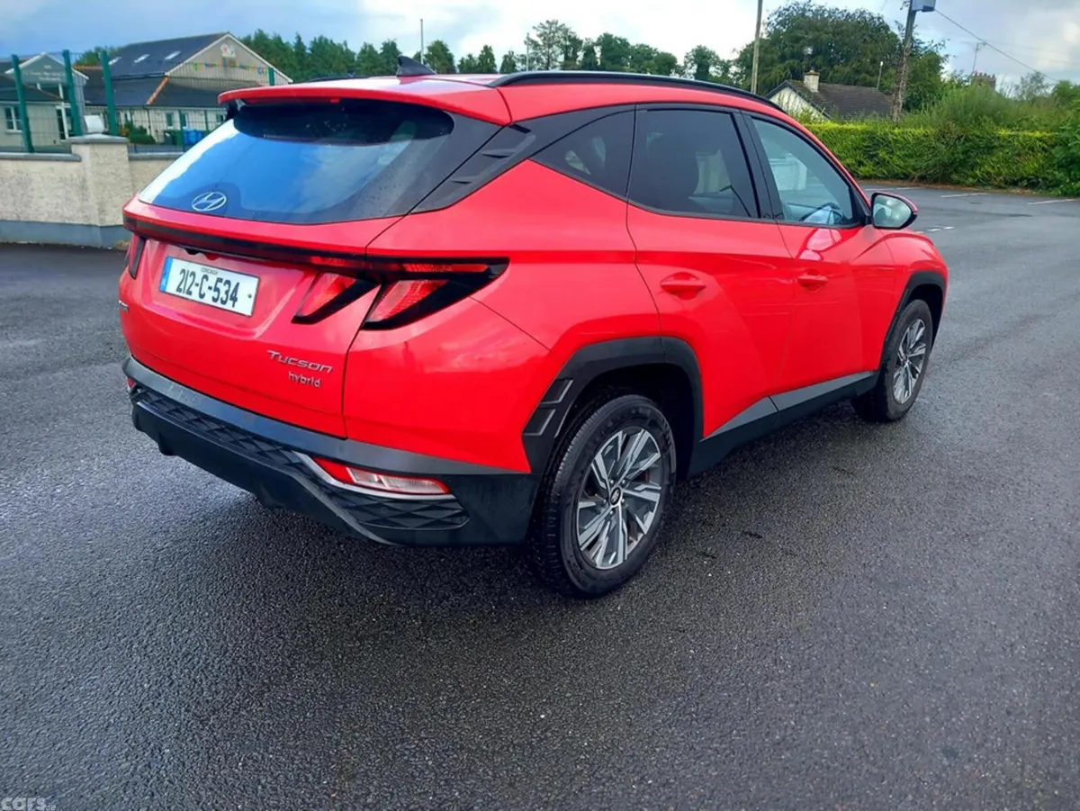 Hyundai Tucson MPV, Petrol Hybrid, 2021, Red