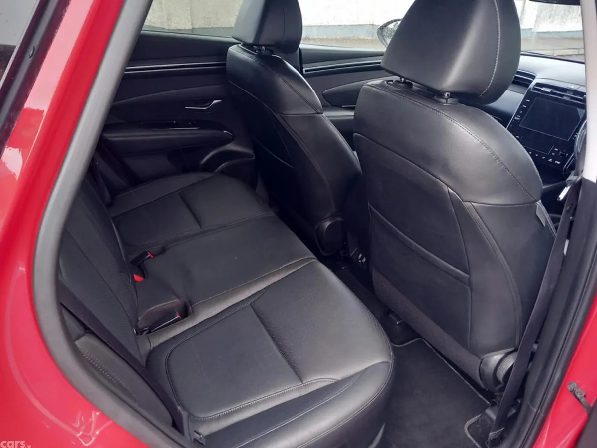 Hyundai Tucson MPV, Petrol Hybrid, 2021, Red