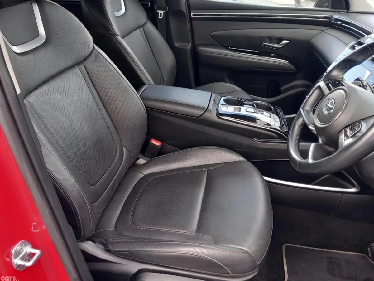 Hyundai Tucson MPV, Petrol Hybrid, 2021, Red