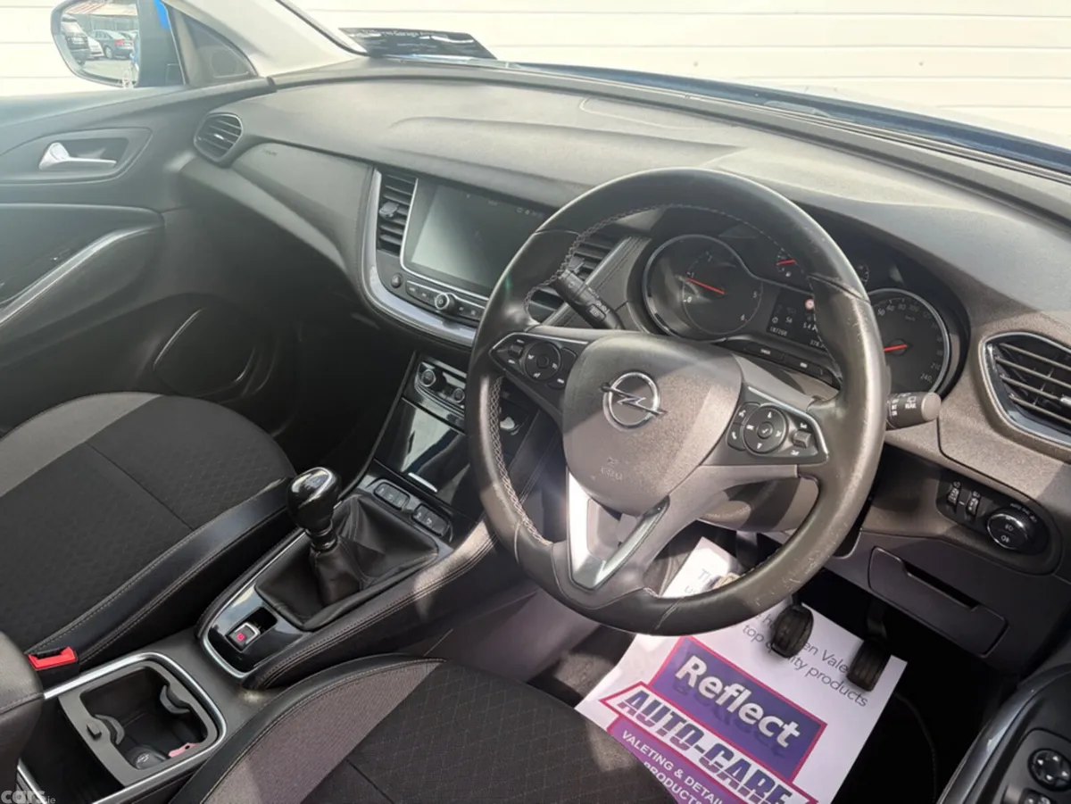 Opel Grandland X MPV, Diesel, 2018, Blue