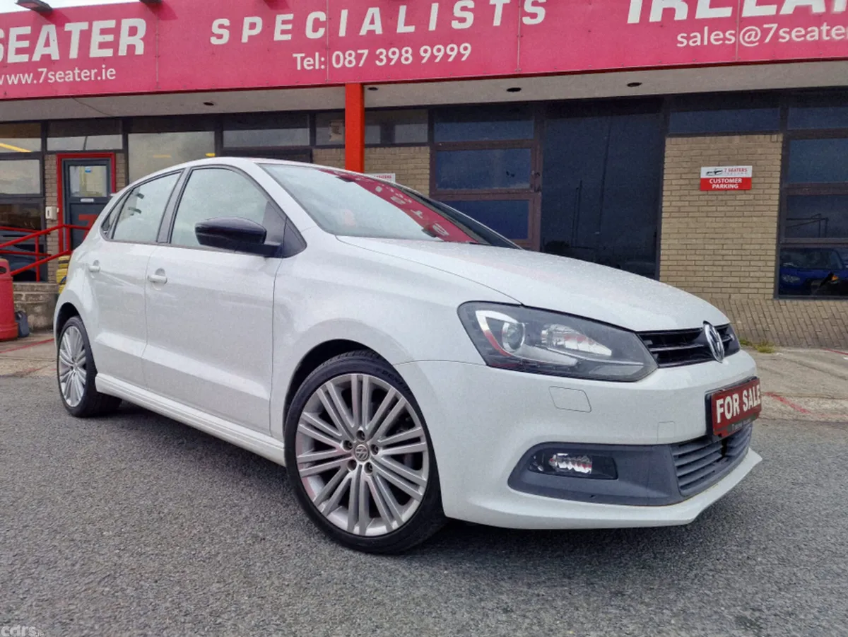 Volkswagen Polo Hatchback, Petrol, 2016, White