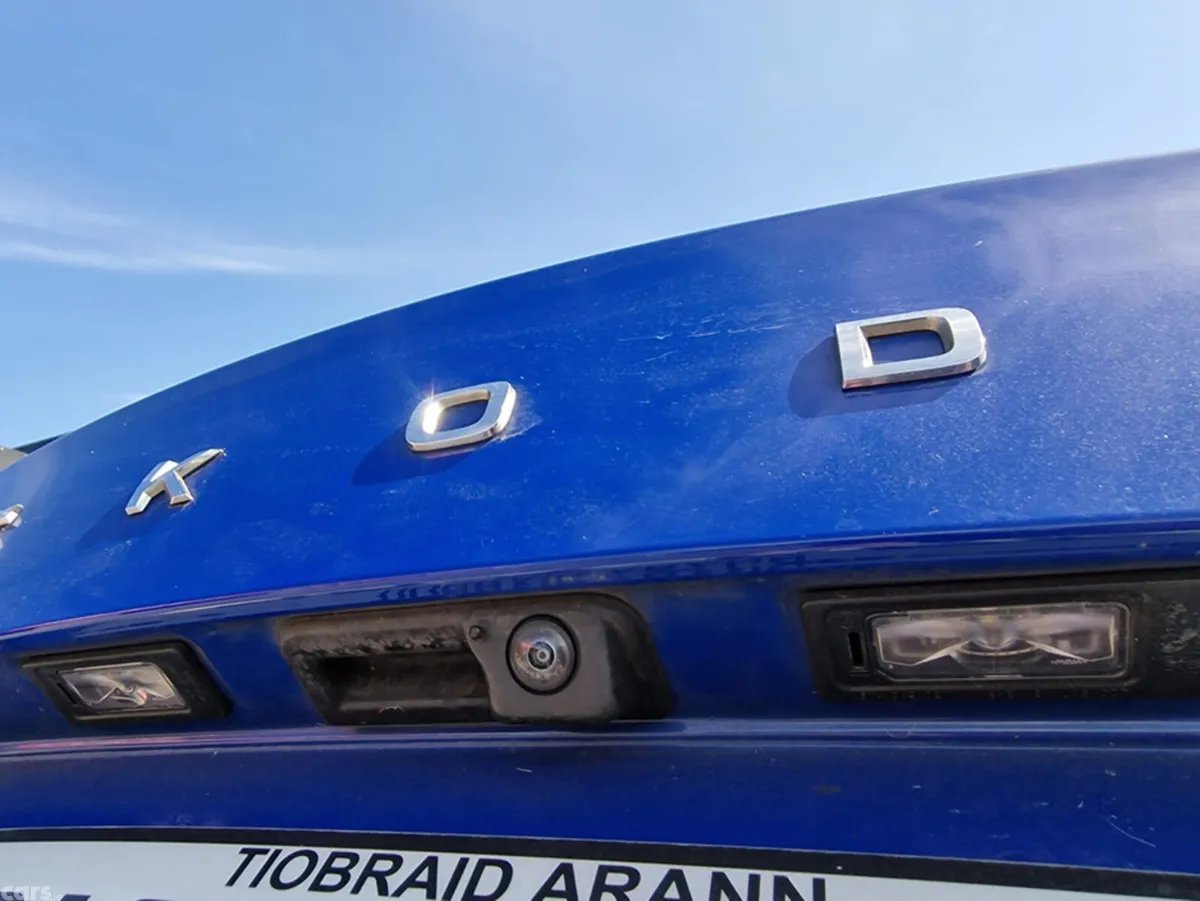 Skoda Octavia Hatchback, Petrol, 2021, Blue