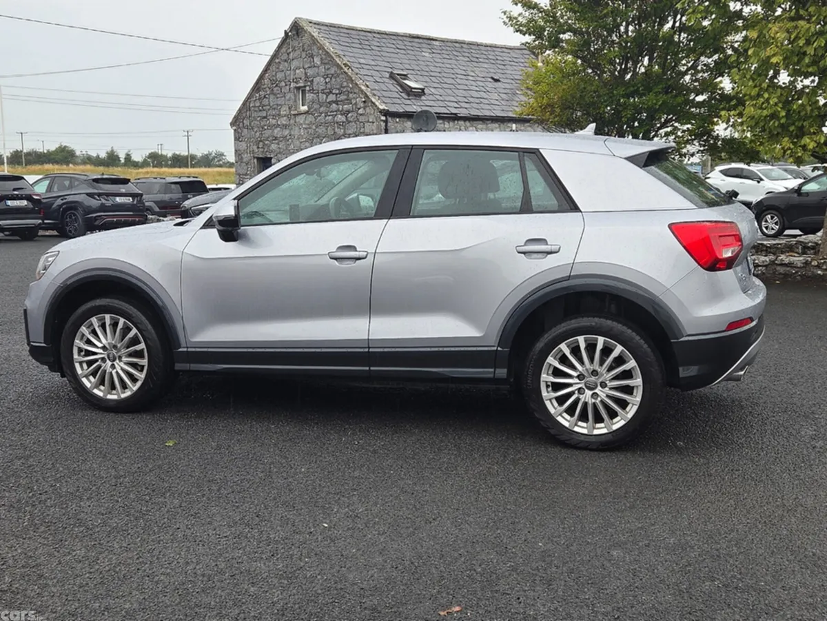 Audi Q2 SUV, Diesel, 2018, Grey