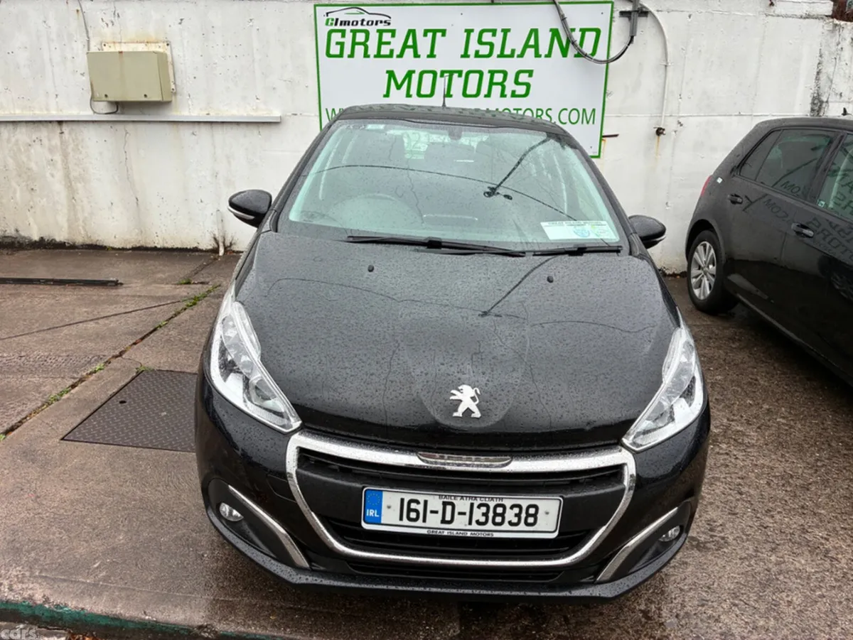 Peugeot 208 Hatchback, Petrol, 2016, Black