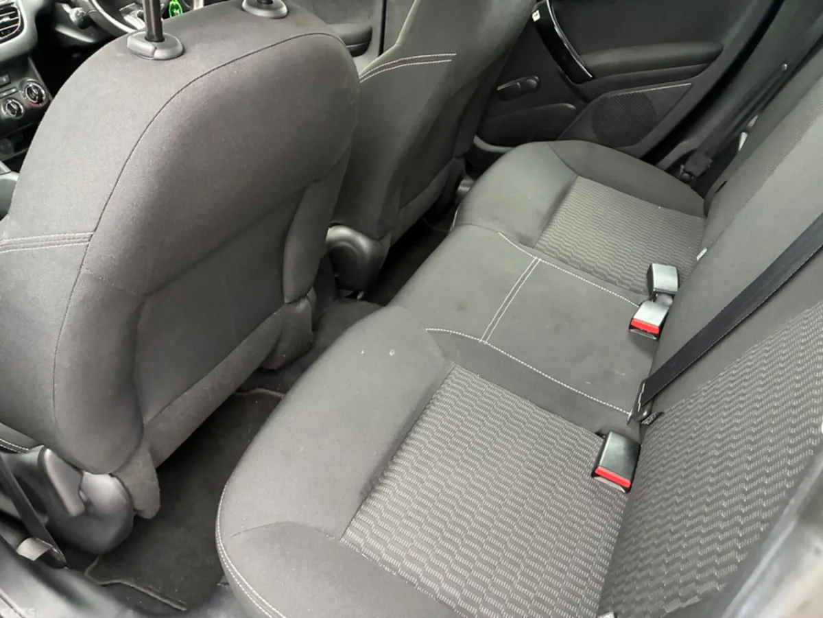 Peugeot 208 Hatchback, Petrol, 2016, Black