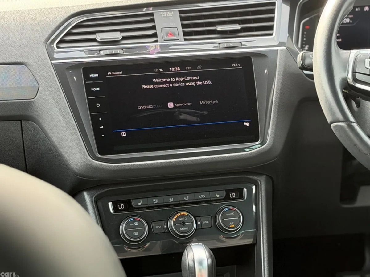 Volkswagen Tiguan SUV, Diesel, 2019, White