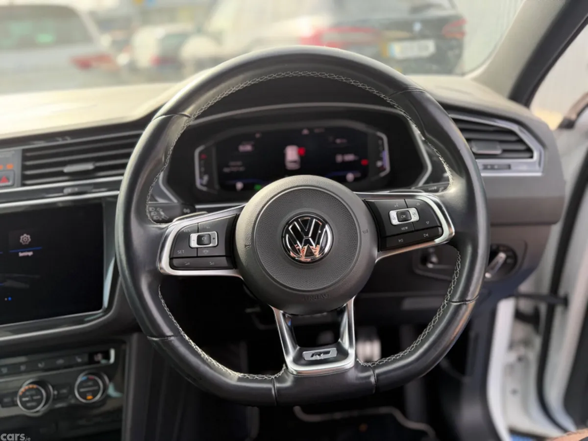 Volkswagen Tiguan SUV, Diesel, 2019, White