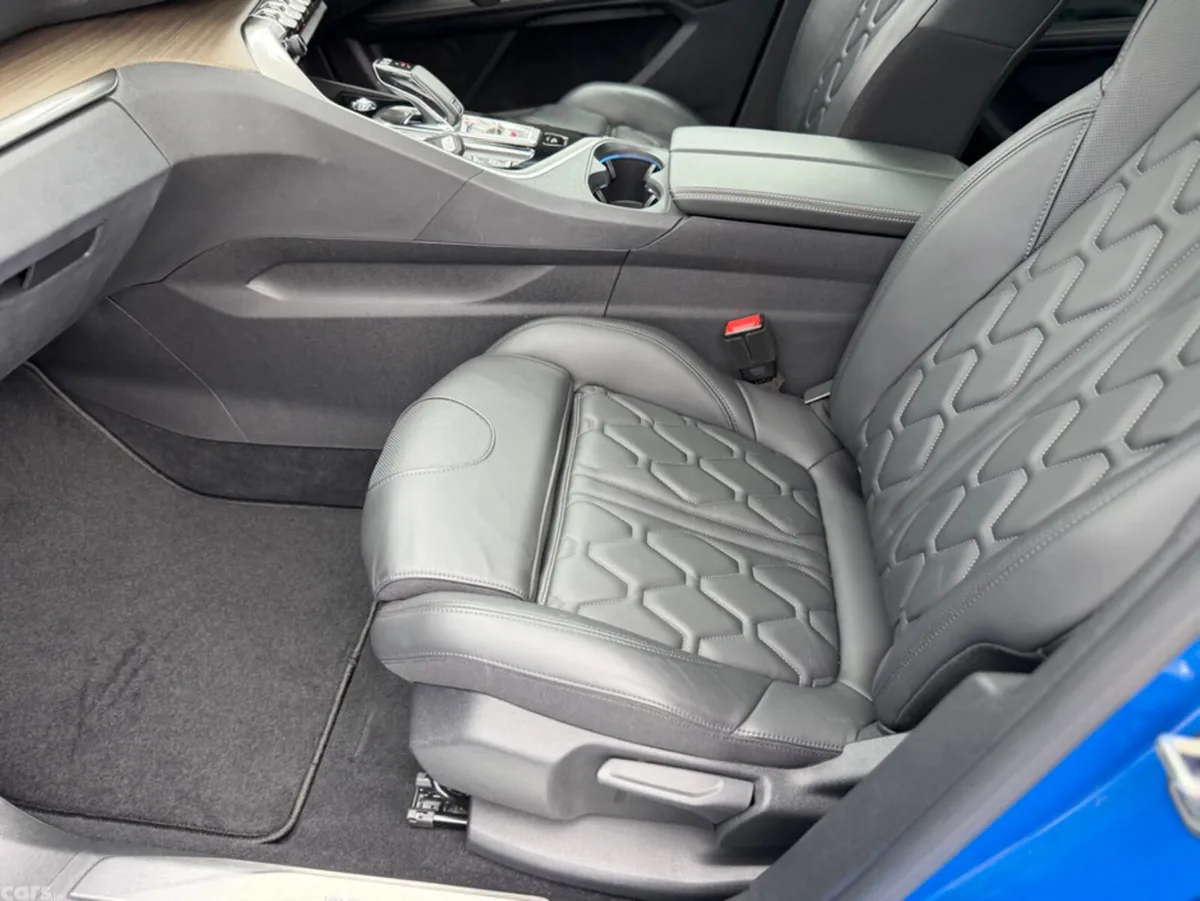 Peugeot 3008 SUV, Diesel, 2021, Blue