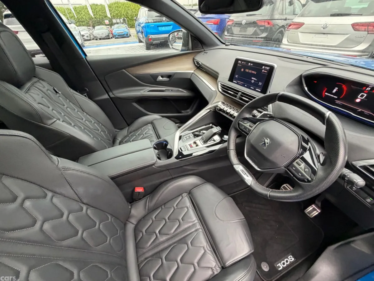 Peugeot 3008 SUV, Diesel, 2021, Blue